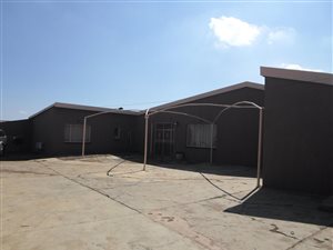 5 ha Farm in Randfontein