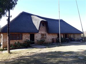 House in Kameelfontein and surrounds