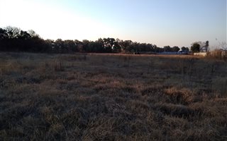 2.2 ha Land available in Pendale AH