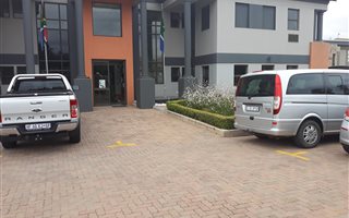 10 m² Commercial space in Silver Lakes Golf Estate