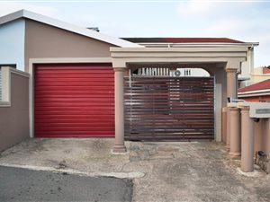 3 Bed House in Newlands West