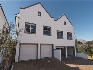 3 Bed House in Welgevonden Estate