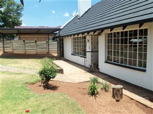 3 Bed House in Quellerie Park