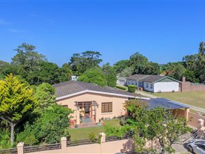4 Bed House in Lorraine