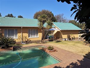 3 Bed House in Brackendowns