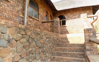 4.3 ha Farm in Boschkop