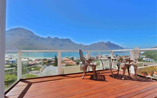 3 Bedroom Townhouse in Hout Bay and surrounds