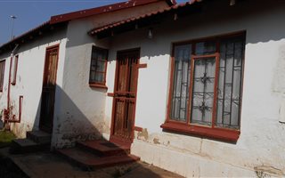 2 Bedroom House in Sebokeng Zone 16