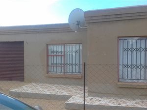 3 Bed House in Duduza