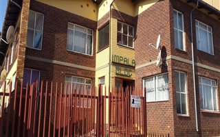 1 Bedroom Apartment in Wentworth Park