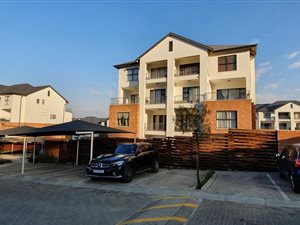 3 Bed Apartment in Olivedale