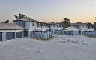 3 Bedroom House in Equestria