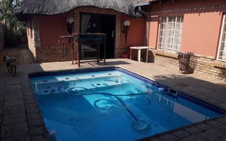 3 Bedroom House in Waterval East