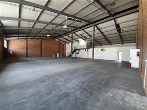 740 m² Industrial space in Meadowbrook