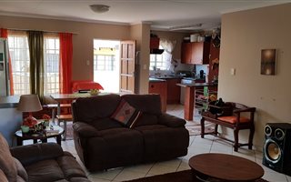 3 Bedroom Townhouse in Cashan