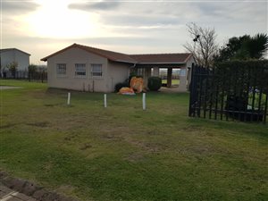 3 Bed House in Klippoortje
