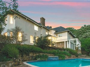 4 Bed House in Westcliff