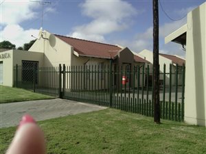 2 Bed House in Trichardt