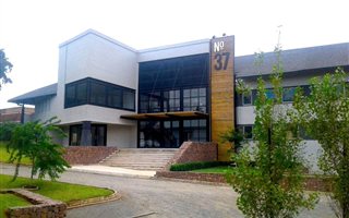 1700 m² Office Space in Montrose