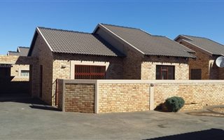 3 Bedroom Cluster in Greenhills