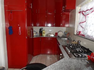 3 Bed Flat in Westdene