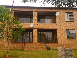 2 Bed Apartment in Amorosa
