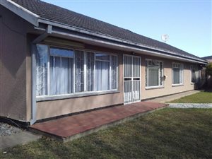 3 Bed House in Vanderbijlpark SE7
