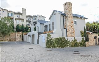 3 Bedroom Townhouse in Nooitgedacht Estate