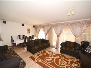 3 Bed Apartment in Atlasville