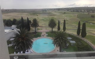 2 Bedroom Townhouse in Middelburg Central