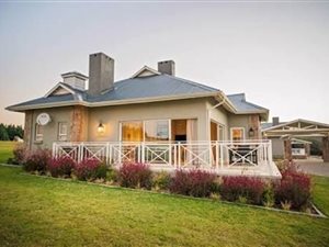 2 Bed House in Dullstroom