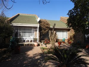 2 Bed Apartment in La Hoff