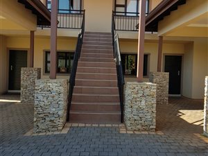 2 Bedroom Duplex in Mt Edgecombe