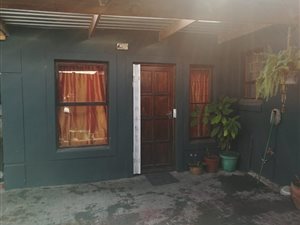 4 Bed House in Lavender Hill
