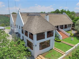 7 Bed House in Safari Gardens