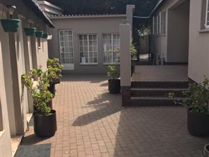 7 Bed House in Birchleigh
