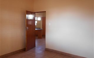 3 Bedroom Apartment in Boitekong