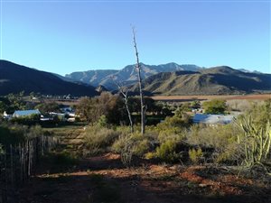 1997 m² Land available in De Rust