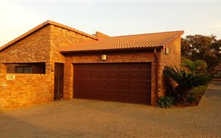 3 Bedroom House in Theresa Park