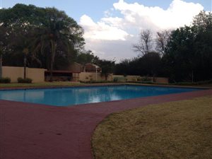 3 Bed Simplex in Die Hoewes