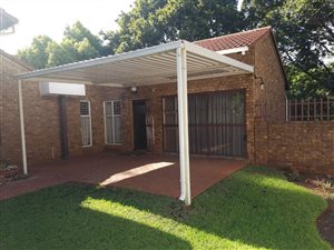 3 Bed Townhouse in Glen Lauriston