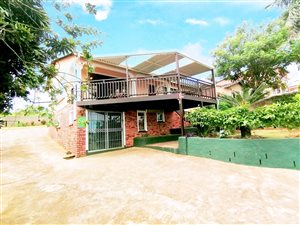 3 Bed House in Stanger Manor