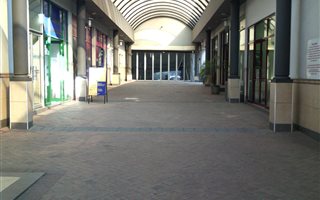 75 m² Retail Space in New Redruth