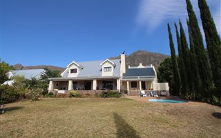 5 Bedroom House in Riebeek West