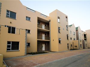 3 Bedroom Apartment in Ormonde