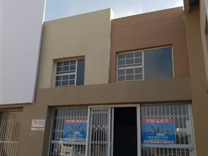 205 m² Industrial space in Vanderbijlpark Central