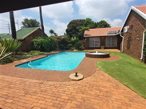 4 Bed House in Petersfield
