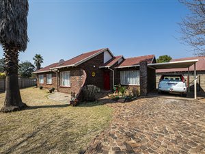 3 Bed House in Mayberry Park