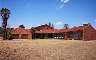 1 ha Farm in Buyscelia
