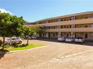 2 Bed Apartment in Grahamstown Central